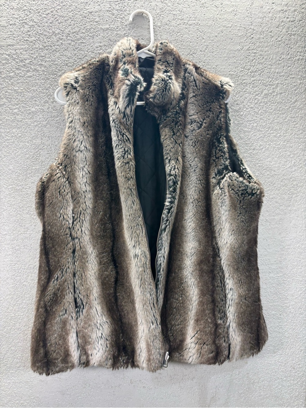 bagatelle Faux Fur Zip-Front Vest in Taupe Brown